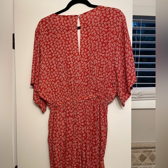 Olivaceous jumpsuit with tie front - Picture 3 of 4